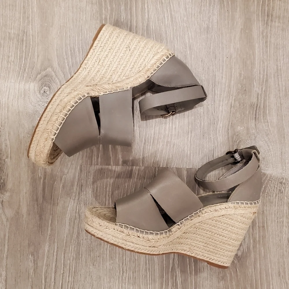 NWD Treasure & Bond Sannibel Platform Wedges